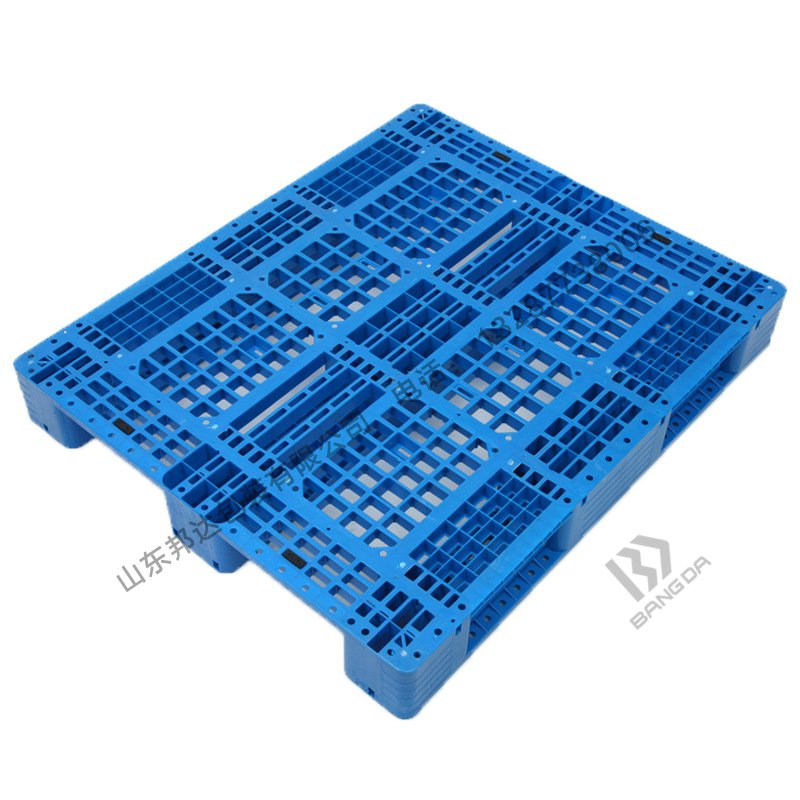 塑料托盤生產(chǎn)，邦達(dá)質(zhì)量體制卓越